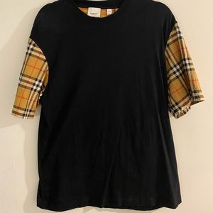 Burberry T-Shirt